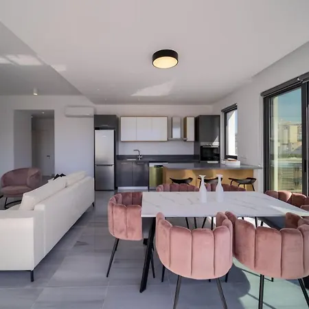 Premier 403 3 Bed Apartament *